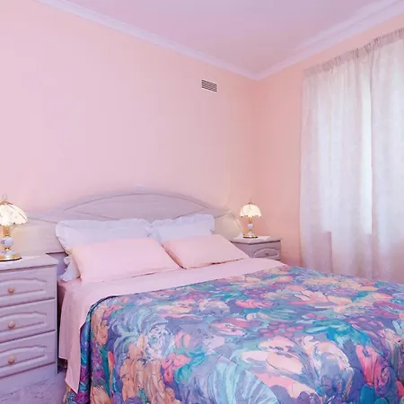 3 Bedroom Beautiful Apartment In Orasac Orasac