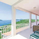 Apartment Na Krstu I Orasac